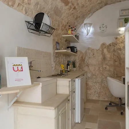 Blanche Con Jacuzzi By Wonderful Italy Ostuni