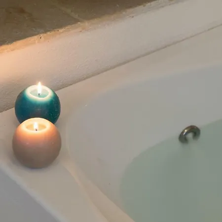 Blanche Con Jacuzzi By Wonderful Italy * Ostuni
